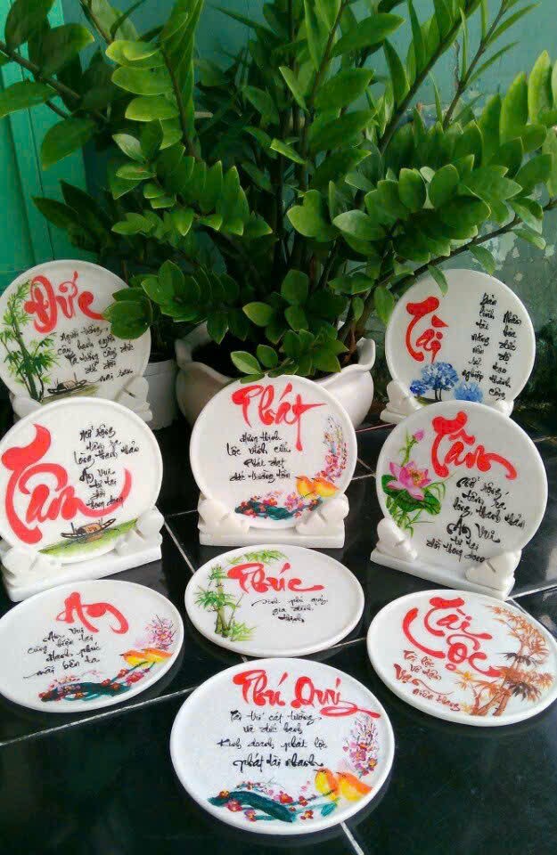 Tranh thư pháp viết vẽ tay trên mặt đá non nước tự nhiên