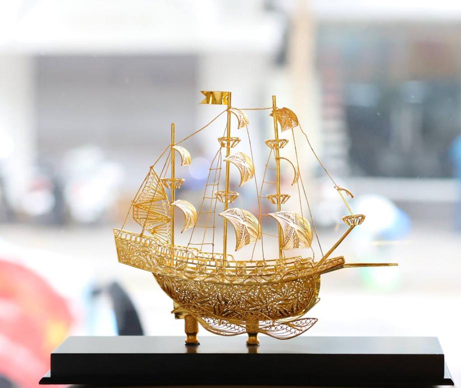 Mô hình thuyền buồm